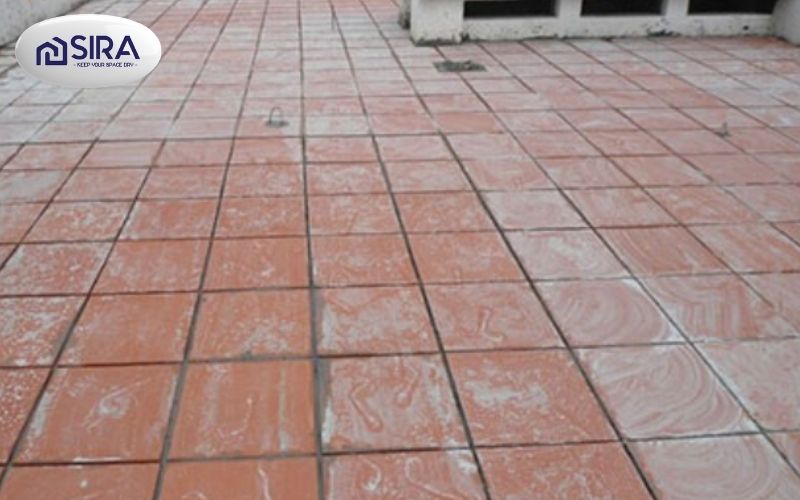 Sơn chống thấm trong suốt nền gạch đỏ sân thượng lộ thiên - SIRA AC
